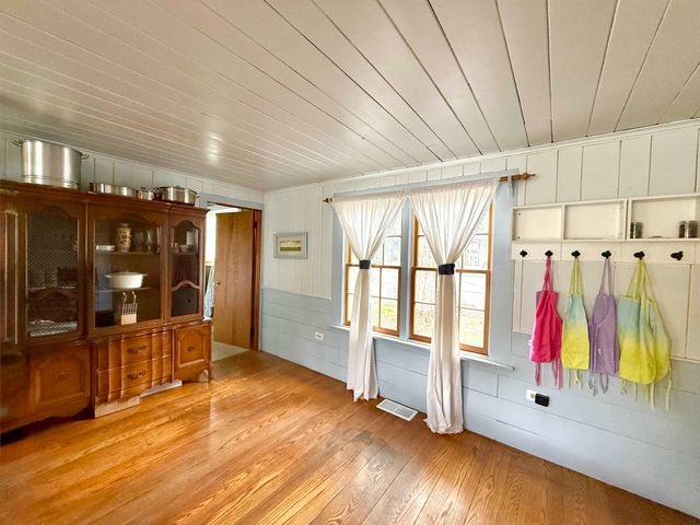21 Main Street, Rockingham, VT 05154