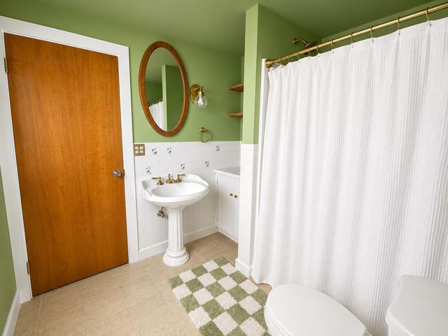 21 Main Street, Rockingham, VT 05154