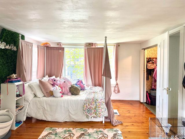 21 Main Street, Rockingham, VT 05154
