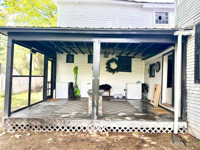 21 Main Street, Rockingham, VT 05154