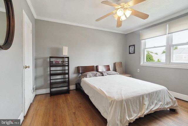 705 EASTSHIRE DR, Catonsville, MD 21228