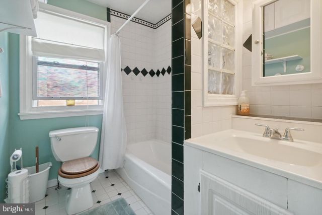 705 EASTSHIRE DR, Catonsville, MD 21228