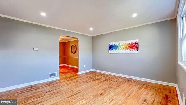 705 EASTSHIRE DR, Catonsville, MD 21228
