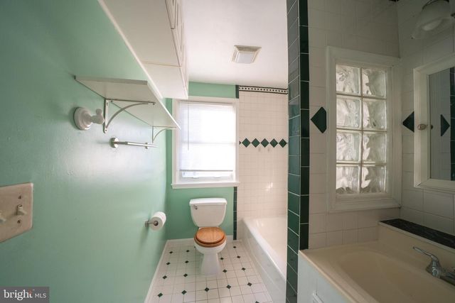 705 EASTSHIRE DR, Catonsville, MD 21228