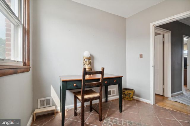 705 EASTSHIRE DR, Catonsville, MD 21228