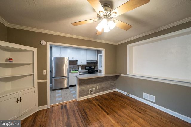 705 EASTSHIRE DR, Catonsville, MD 21228