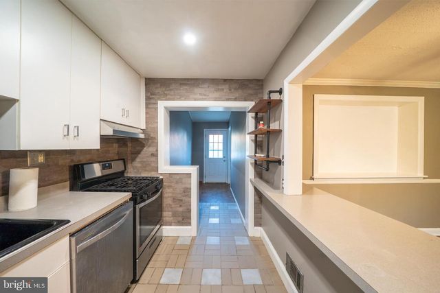 705 EASTSHIRE DR, Catonsville, MD 21228