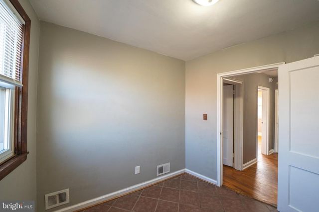 705 EASTSHIRE DR, Catonsville, MD 21228
