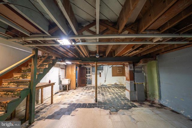 705 EASTSHIRE DR, Catonsville, MD 21228