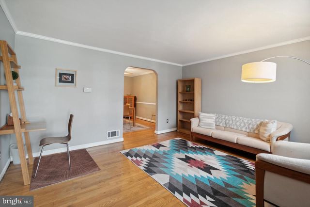705 EASTSHIRE DR, Catonsville, MD 21228