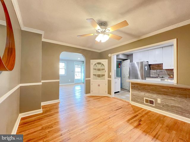 705 EASTSHIRE DR, Catonsville, MD 21228