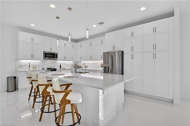 20908 Thistle Leaf LN, Estero, FL 33928