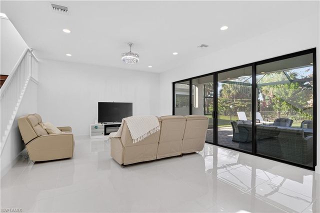 20908 Thistle Leaf LN, Estero, FL 33928