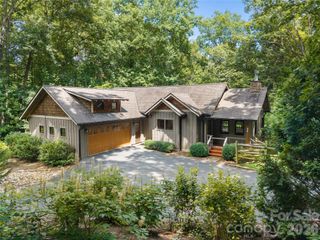 165 South Hill Drive, Brevard, NC 28712