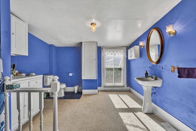 S 624 Maple ST, Vinton, VA 24179
