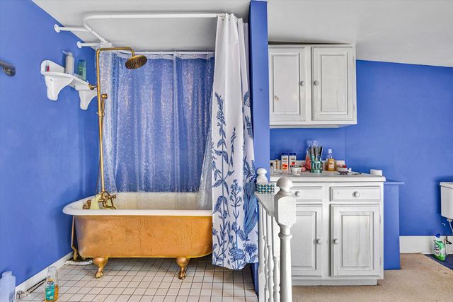 S 624 Maple ST, Vinton, VA 24179