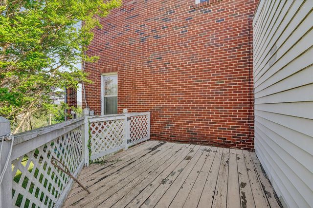 S 624 Maple ST, Vinton, VA 24179
