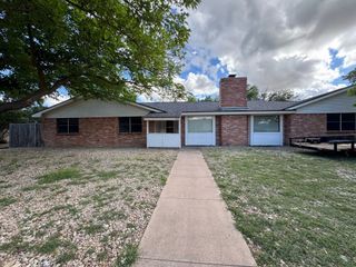 2317 Gilmer Avenue, Abilene, TX 79606