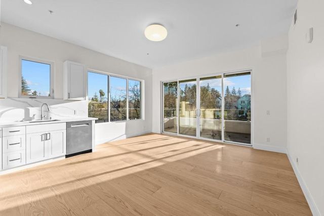 4115 El Camino Real 224, Palo Alto, CA 94306