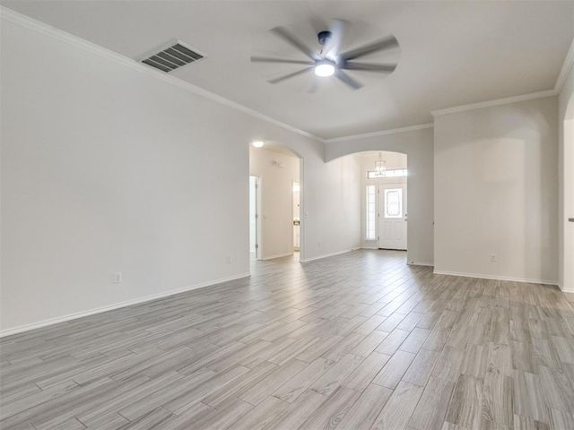 712 Windy Lane, Yukon, OK 73099