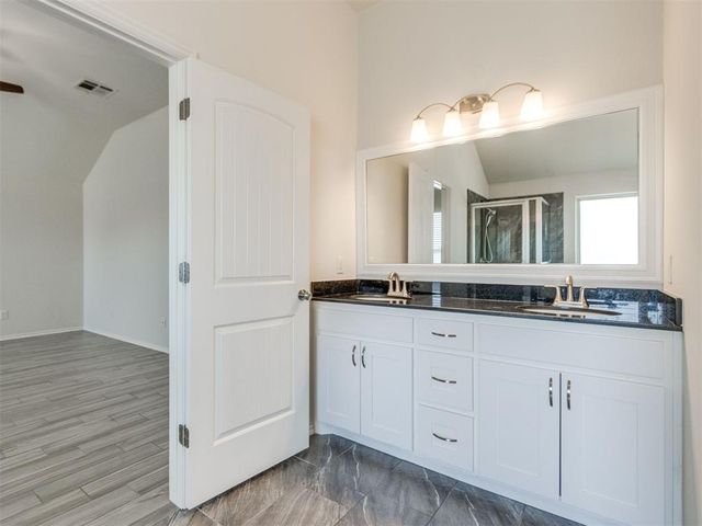 712 Windy Lane, Yukon, OK 73099