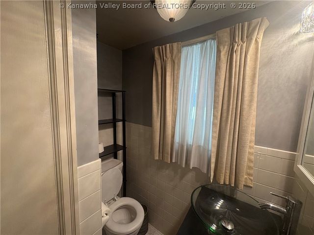 969 Mathews Avenue, Charleston, WV 25302