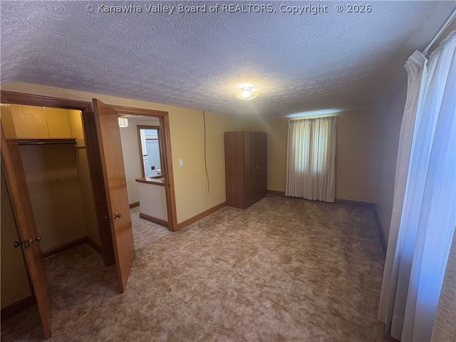 969 Mathews Avenue, Charleston, WV 25302