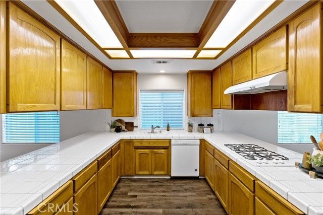 8847 N Woodrow, Fresno, CA 93720