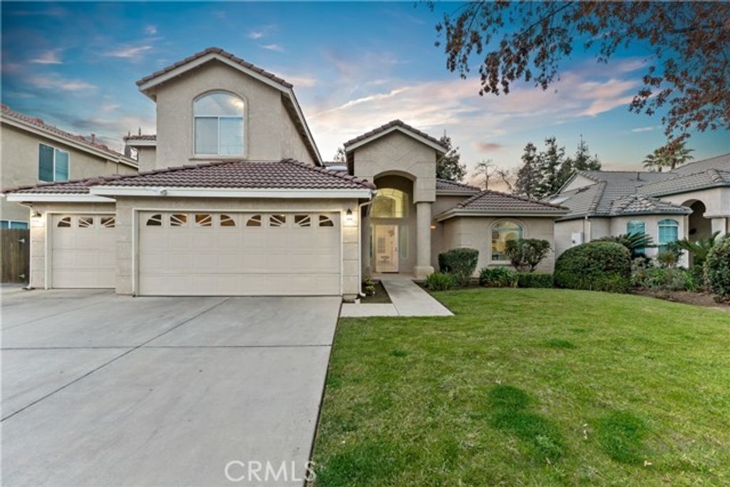 8847 N Woodrow, Fresno, CA 93720