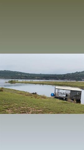 1300 Gold LN, Lago Vista, TX 78645