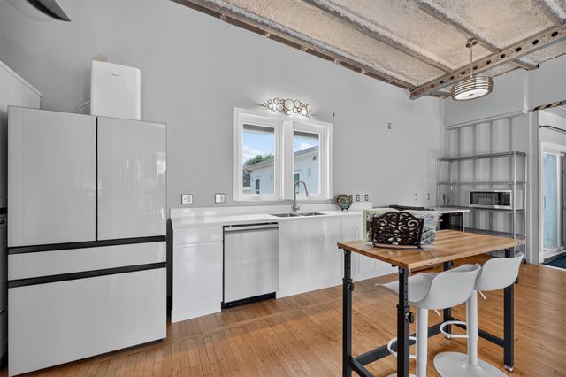 1119 Avenue L, Galveston, TX 77550