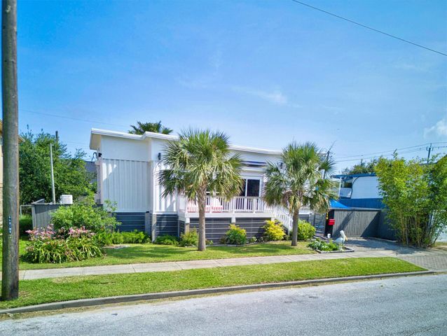 1119 Avenue L, Galveston, TX 77550