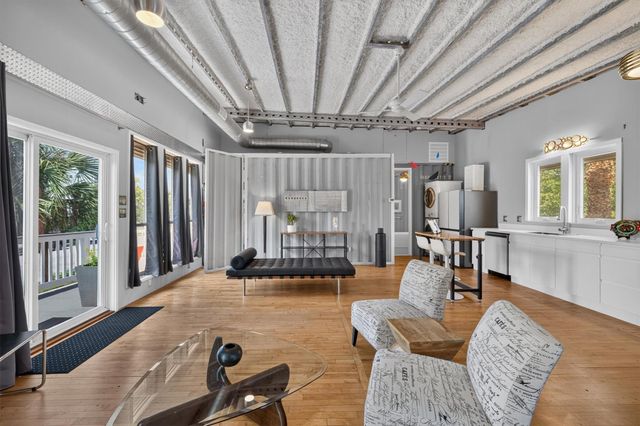 1119 Avenue L, Galveston, TX 77550