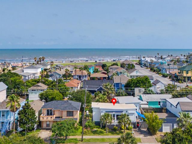 1119 Avenue L, Galveston, TX 77550