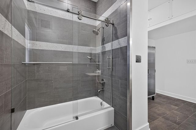 1119 Avenue L, Galveston, TX 77550