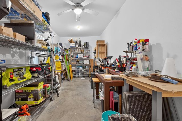 1119 Avenue L, Galveston, TX 77550
