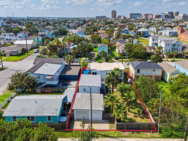 1119 Avenue L, Galveston, TX 77550