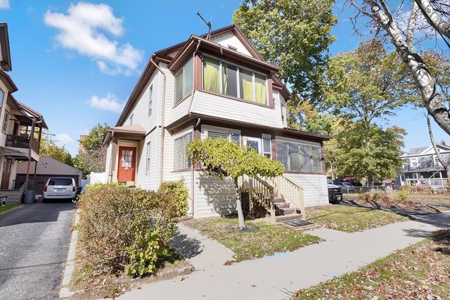 22-24 Ainsworth St, Springfield, MA 01108