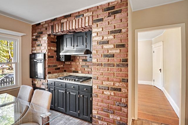 22-24 Ainsworth St, Springfield, MA 01108