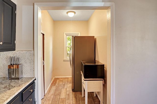 22-24 Ainsworth St, Springfield, MA 01108