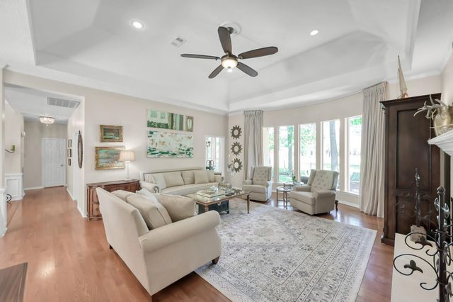 191 Springs Edge Drive, Conroe, TX 77356