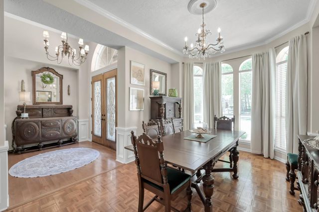 191 Springs Edge Drive, Conroe, TX 77356