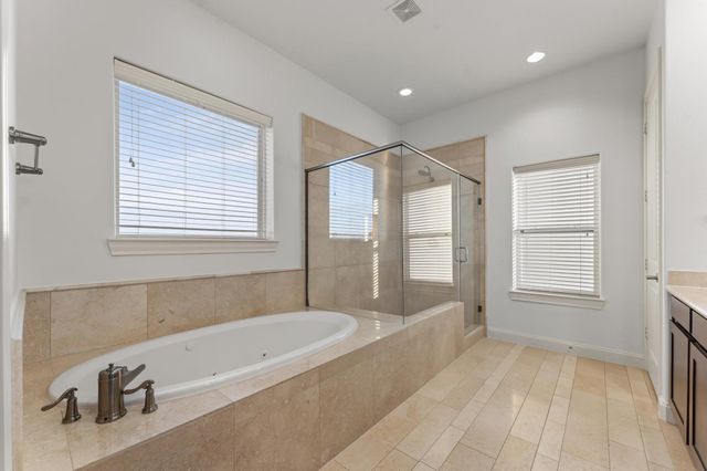 2202 Lakeshore Edge Drive, Houston, TX 77080