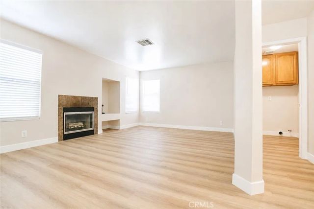 43123 Bloomingpark, Lancaster, CA 93536