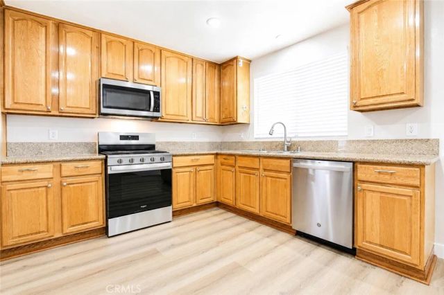 43123 Bloomingpark, Lancaster, CA 93536