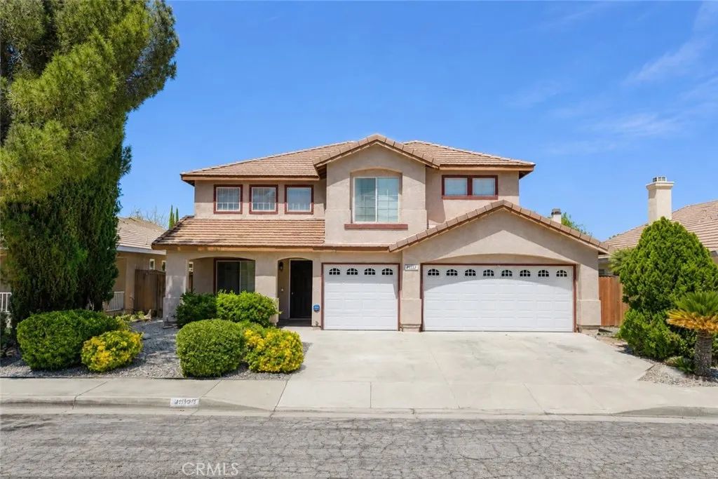 43123 Bloomingpark, Lancaster, CA 93536