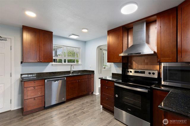3309 Pine Road, Bremerton, WA 98310