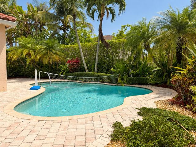 1618 Royal Grove Way, Weston, FL 33327