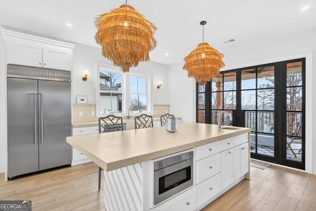 7410 Crestline Drive, Dawsonville, GA 30534