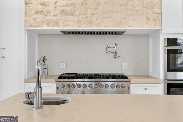 7410 Crestline Drive, Dawsonville, GA 30534